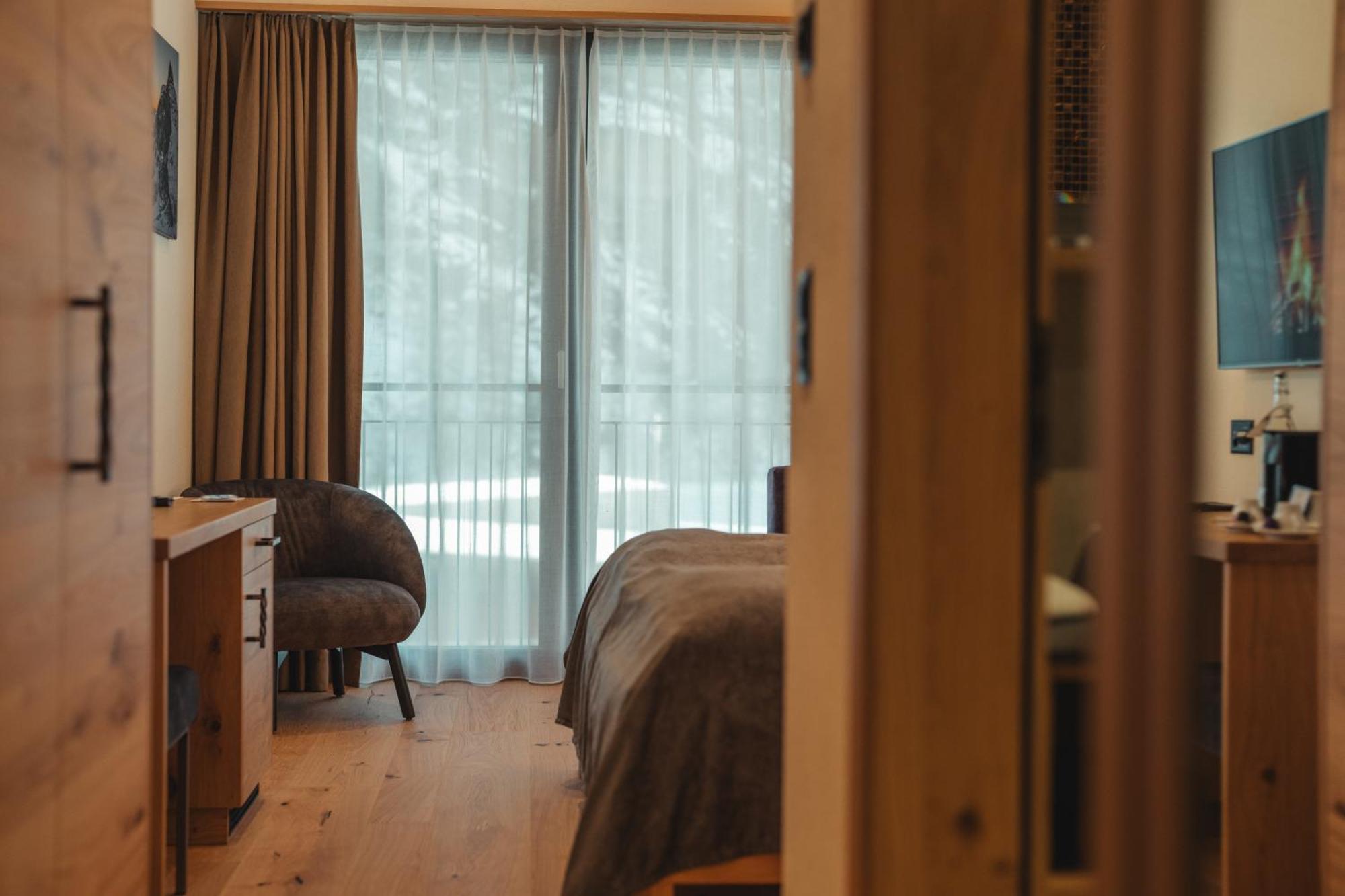 Täsch Hotel Porta Cervino מראה חיצוני תמונה