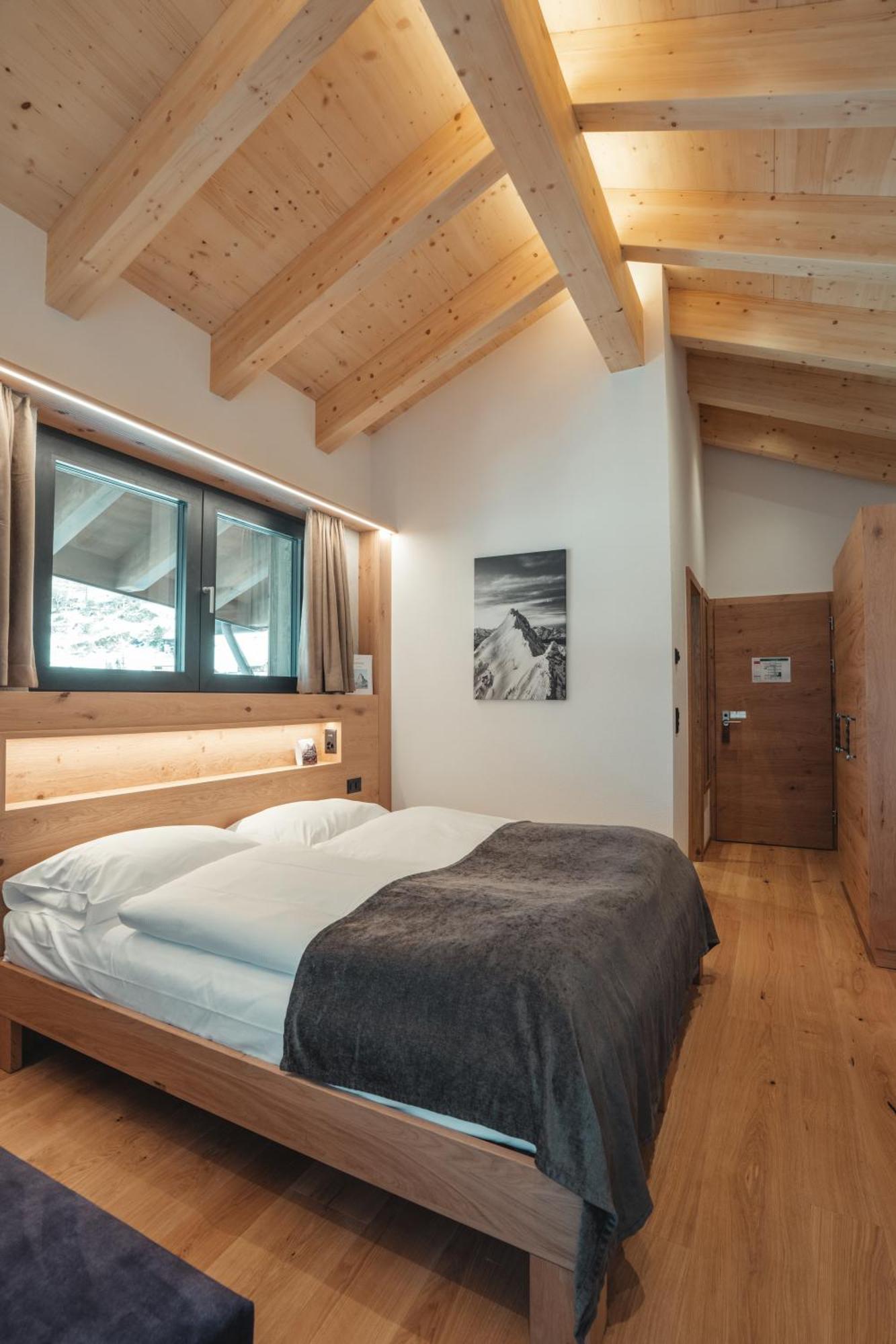 Täsch Hotel Porta Cervino מראה חיצוני תמונה